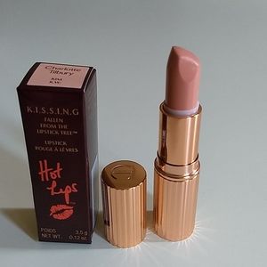 Charlotte Tilbury Kim K.W lipstick
